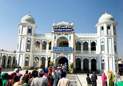 Self Drive Cars in Hoshiarpur