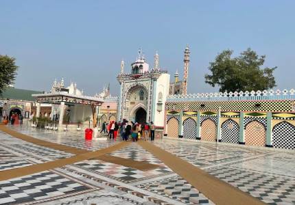 Self Drive Cars in Nakodar